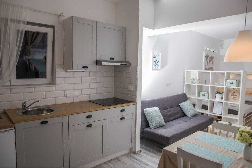 Apartament Cozy Overlooking Downtown Makarska
